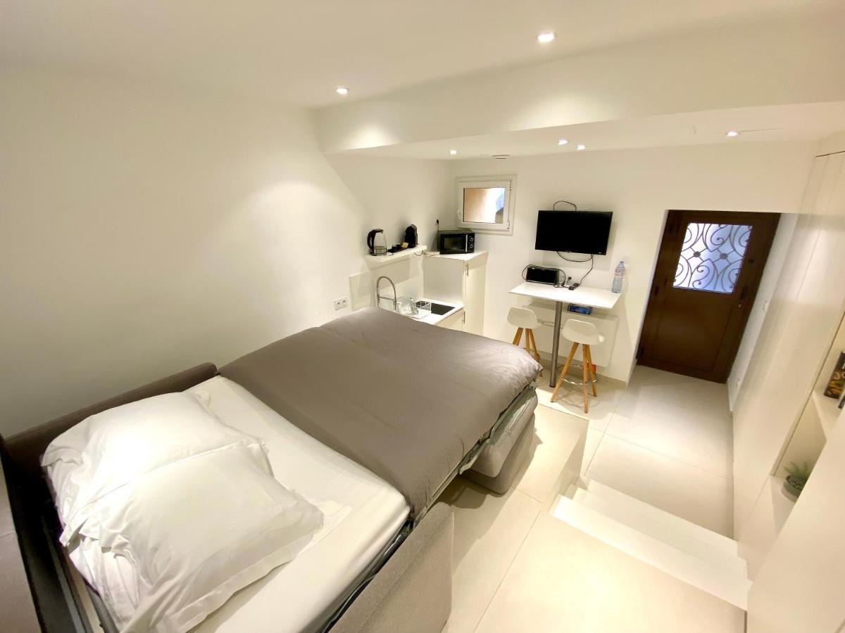 LE BARRI -Cannes - superbe studio au coeur du Suquet Extérieur photo